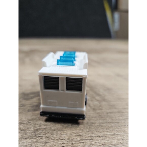 Hot Wheels Quick Bite Diecast 1/64 Mattel Loose Toy Car - Picture 3 of 6